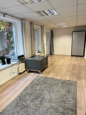 Interessante Wohnung mit besonderem Grundriss in Innenstadt / Stadtzentrum Bernau