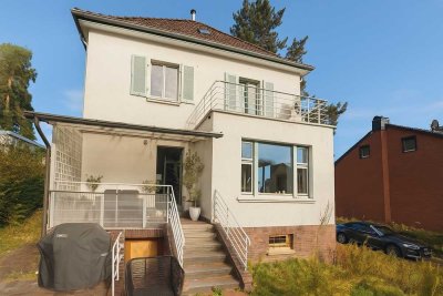 Freistehendes Einfamilienhaus in Bestlage mit großem Grundstück