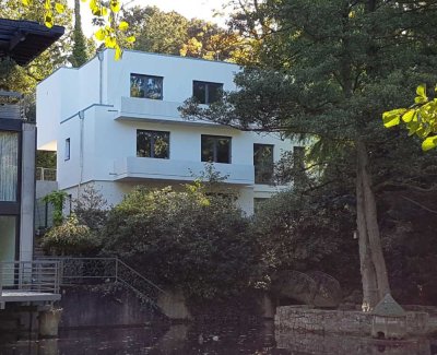 Exclusive und helle Maisonetten-Wohnung mit  Eichen-Parkett