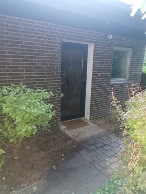 Geräumige 1-Zimmer-Wohnung inkl. Einbauküche auf einem Berg