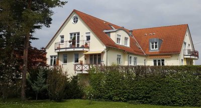 Im Zentrum von Bobingen und trotzdem absolut ruhig gelegen, mit Blick ins Grüne