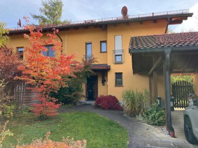 ** Charmante, liebevoll gepflegte Doppelhaushälfte mit großzügigem Garten in Grafing bei München **