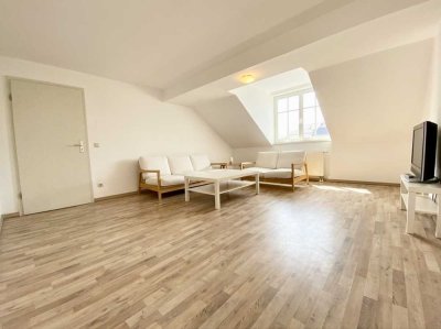 sofort verfügbar - 2-Raumwohnung Dachgeschoss mit Einbauküche in Chemnitz Kaßberg kaufen