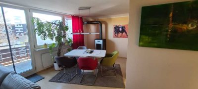 Sonnige und freundliche DG-Wohnung mit EBK und Balkon in Orsingen
