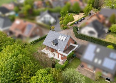 Junges Ein.-/Zweifamilienhaus in sehr schöner Wohnsiedlung