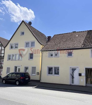 Kapitalanlage o. Mehrgenerationenhaus!
EGAL - Uns gibt´s im Doppelpack!