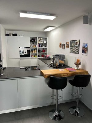 Wohlfühlen in Eppendorf - BJ 2018 - 3,5-Zimmer Wohnung mit Balkon und Einbauküche