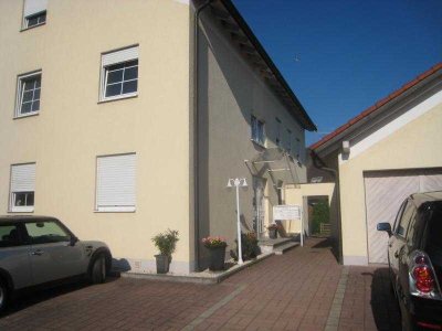 Gehobene 2-Zimmer Wohnung mit Garten