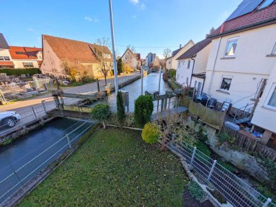 Eigenheim mit Garten und viel Wohnraum mit Aussicht aufs Wasser