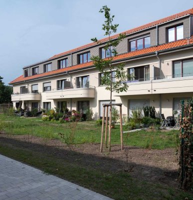 3 Zimmer, Balkon und Stellplatz im historischen Olympischen Dorf in Elstal