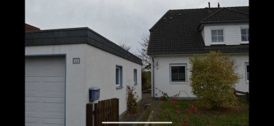 Gepflegtes Reihenhaus mit 4 Zimmern, Garten und Kamin