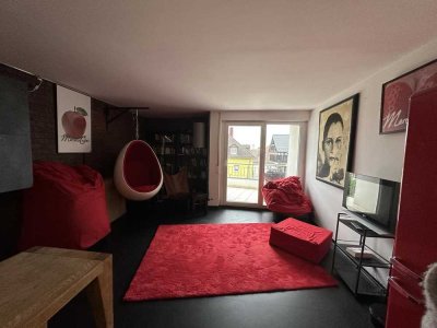 Charmante 1-Zimmer-Wohnung im Loftstil mit Balkon