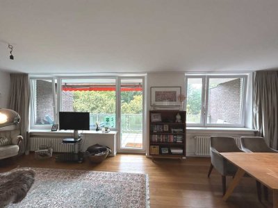 Kernsanierte 2 Zimmerwohnung mit Parkblick