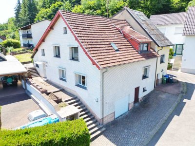 Saniertes Einfamilienhaus mit Garage in Eppelborn!