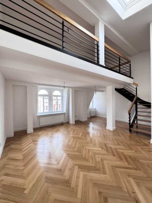 Moderne Galeriewohnung mit Dachterrasse und Aufzug- Erstbezug nach Sanierung