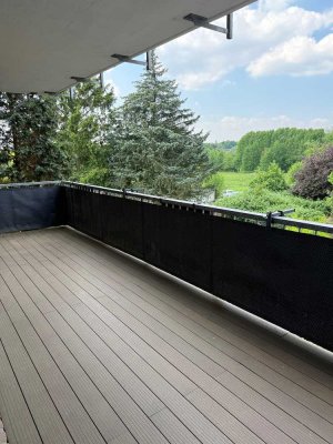 Sonnenverwöhnte 3-Zimmer-Wohnung mit großem Balkon und Blick ins Grüne in Oberhausen-Sterkrade