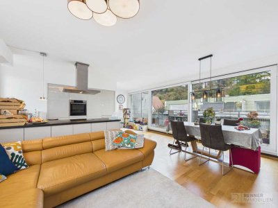 Traumhafte 3-Zimmer Maisonette-Wohnung am Sallerner Berg mit Dachterrasse und Panoramafenster