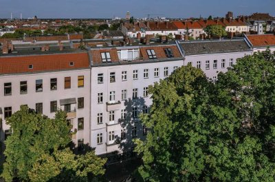 Vermietete 3-Zi-Wohnung mit privater Dachterrasse und traumhaften Blick auf den Volkspark Hasenheide