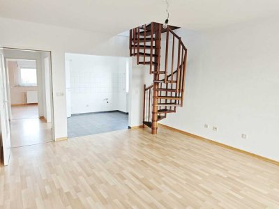 Provisionsfrei! Toll wohnen über zwei Ebenen mit Garage