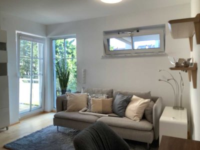 ruhige sonnige 2 Zimmer Wohnung voll möbliert in München / Haar
