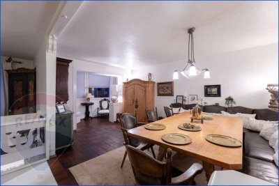 Ideal für Familien: Großzügiges Reihenmittelhaus mit gut vermieteter Gewerbeeinheit!