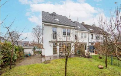 Modernisiertes Reihenendhaus mit sonnigem Garten in begehrter Lage von Hamburg Groß Flottbek