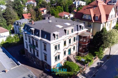 Ein Erker voller Geschichten – stilvolles Altbaujuwel im Dresdner Villenvierte Plauen
