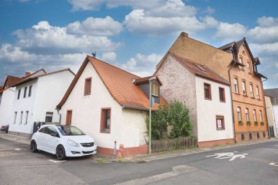 Charmantes Zweifamilienhaus in Hanau – Wohnen in zweiter Reihe zum Main