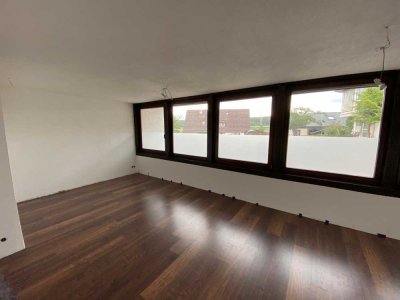 Neuwertige 1,5-Raum-Wohnung mit Einbauküche in Simmozheim