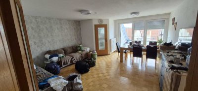 Stilvolle, modernisierte 4-Zimmer-Wohnung mit Einbauküche in Öhringen