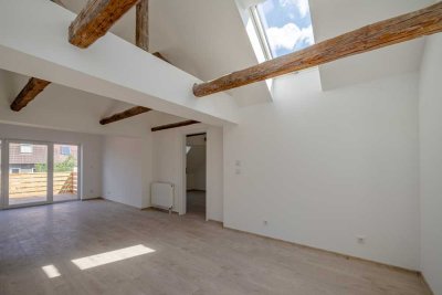 Attraktive 2-Zimmer-DG-Wohnung mit Balkon in Holzminden – Modernisiert und bereit zum Einziehen!