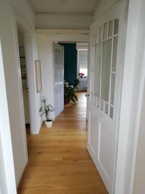Schöne, modernisierte 3-Zimmer-Altbauwohnung zur Miete in Bielefeld Schildesche