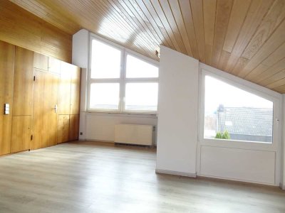 Toplage mit Traumaussicht! Schöne, helle 3 Zi.-Wohnung