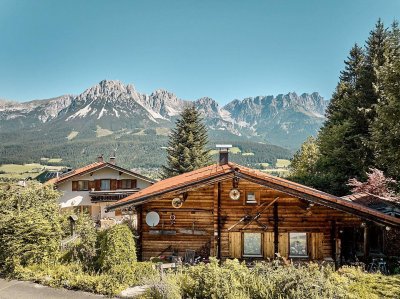 Freizeitwohnsitz in Bestlage: Grundstück mit Bestand und Kaiserblick