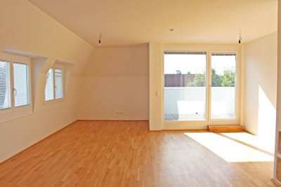 Dachgeschoss 4 Zimmer mit Terrasse - Wohnzuschuss möglich!