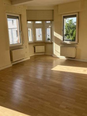 TOP Gelegenheit; Gemütliche 3 ZKB-Dachterrassenwohnung, 2. OG, 89,23m² Wfl., ruhige City-Lage