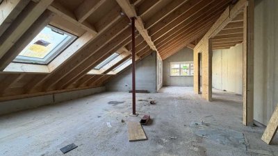 Nürtingen Whg B26: geschmackvolle 2-Zimmer-Dachgeschosswohnung mit Balkon