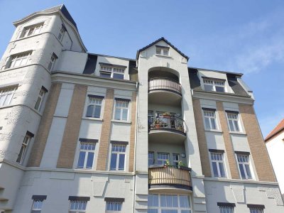 sanierter Altbau / 3 Zimmer mit Balkon!