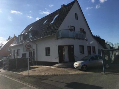 Renovierte Apartment Wohnung in Do-Deusen mit Vorhof
