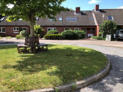 Helle Wohnung mit großer Terasse und Garten, 300m vom Döser Sandstrand