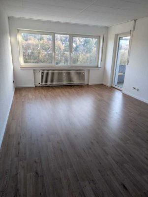 ***WBS erforderlich** Top renovierte 2-Zimmer Wohnung mit Balkon