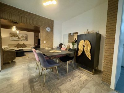 Charmante Erdgeschosswohnung mit eigenem Eingang, Loggia und Stellplätzen – Ihr neues Zuhause in Her