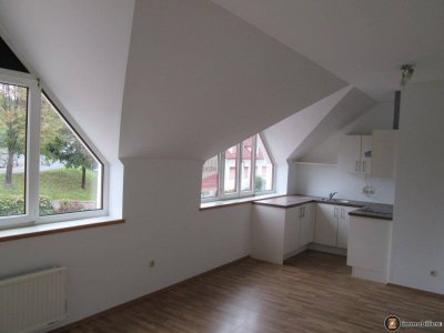 Jennersdorf: Kleine, helle Mietwohnung