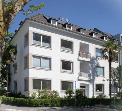 Exklusive 3-Zimmer-Wohnung in begehrter Wohnlage, direkt am Rhein mit stillvoller Ausstattung