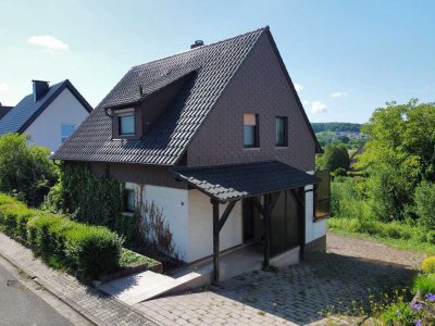 Familienfreundliches Einfamilienhaus in ruhiger Wohnlage!