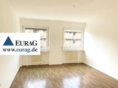 N-Steinbühl: Schön geschnittene 2-Zi-Whg (4.OG m.A)