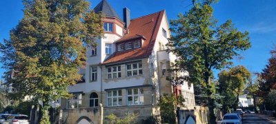 TOP LAGE - Weißer Hirsch - 3 Zimmer mit 2 Balkonen und EBK