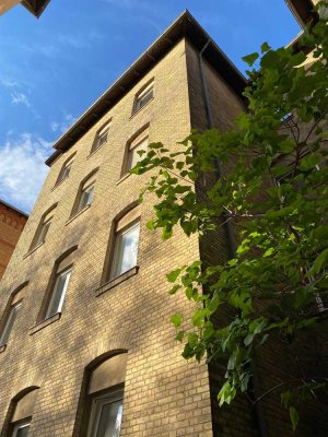 Möblierte 2 Zimmer Wohnung mit Balkon im östlichen Ringgebiet