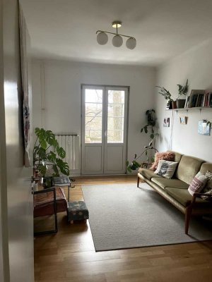 Bezugsfreie 2-Raum-Wohnung mit Balkon