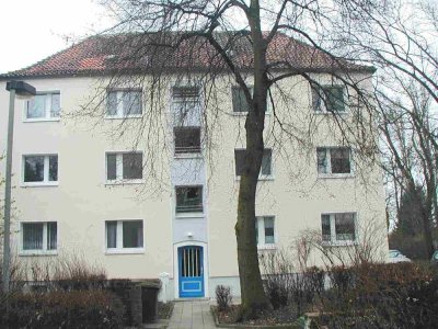Freyastr. 53, E L - Schöne 2-Zimmer Wohnung mit Tageslichtbad! Küchenübernahme ist möglich